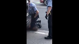 Usa, video shock: nero ucciso da polizia