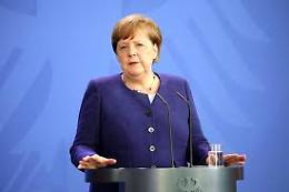 Merkel condanna omicidio Floyd, 'razzismo terribile' 