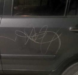 Vandalismi, rigate alcune auto
