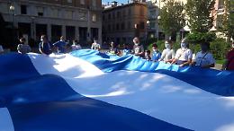 Vanoli, flash mob dei tifosi in piazza Marconi