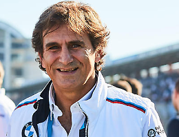 Zanardi è in condizioni stabili, si valuta dalla prossima settimana il risveglio dal coma