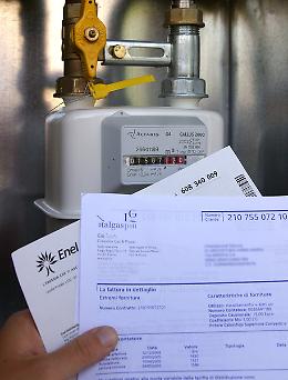 Tariffe: dal primo luglio -6,7% gas, +3,3% luce