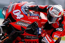 Infortunio alla spalla per Dovizioso in gara motocross