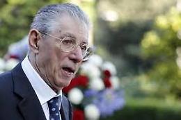 Bossi: una Lega senza identità non può esistere, rinnoviamola