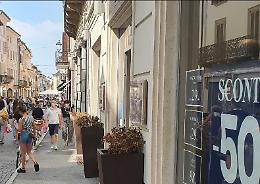Il lockdown è un ricordo. A Crema tanta gente per lo shopping 