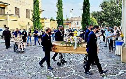 L'ultimo saluto a Eugenia
