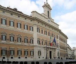 Inps, bonus partita Iva richiesto da 5 deputati. Di Maio: 'I furbetti si scusino'