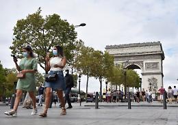 Coronavirus: nuovo record in Francia, oltre 3000 casi in un giorno