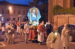 Processione dell'Assunta, fede e devozione più forti del Coronavirus