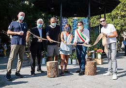 La magìa di fiori e piante avvolge il centro di Cremona