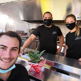 La storia di Elena e Riccardo: 'Rinati grazie allo street food'