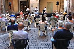 Il referendum sui parlamentari
Bodini (No): 'In gioco il cuore della democrazia
Toninelli (Sì): 'Non è un problema di rappresentanza'