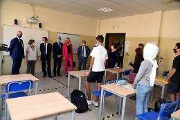 Scuola al via, il Governatore: ritorno verso normalità ma mancano insegnanti