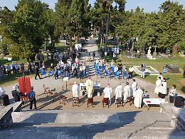 Cremona non dimentica, al cimitero il ricordo delle vittime del Covid