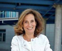 Covid, Ilaria Capua: 'la mascherina va tenuta sempre'