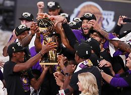 Basket: Nba, Lakers vincono il campionato dopo 10 anni