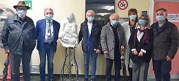 L’arte entra all’Oglio Po con la scultura donata da Lazzari