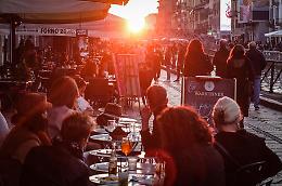 Ricciardi: 'Lockdown necessario per Napoli e Milano'
