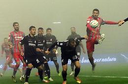 La Cremonese si perde nella nebbia, il Vicenza passa 1-0