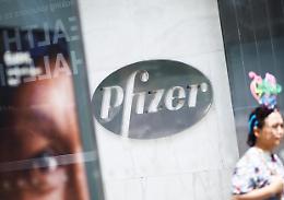 L'Ue: 'Domani il via libera al contratto con la Pfizer'