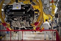 Confindustria: risalita stoppata, rischio nuova caduta