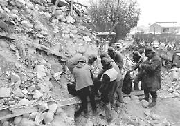 I 40 anni dal terremoto in Irpinia, una ricostruzione infinita