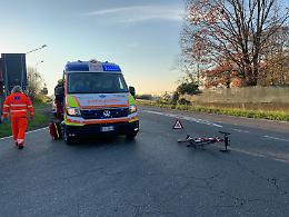 Ciclista cremonese travolto durante l'allenamento