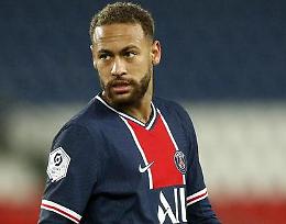 Scandalo Neymar, party in Brasile con 500 persone