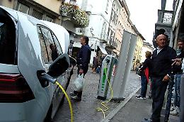 Paradiso dei veicoli elettrici, altre 16 colonne di ricarica
