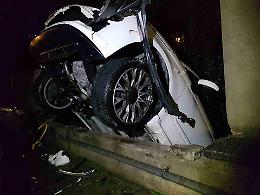 FOTO Le auto distrutte nell'incidente in via Giordano