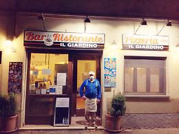 Luci accese e saracinesche aperte, la protesta di baristi e ristoratori di Pizzighettone