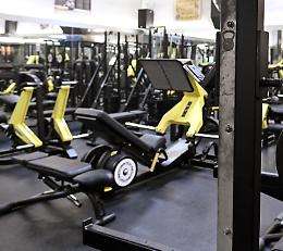 Allenamenti al buio, multati i furbetti della palestra