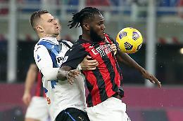Milan umiliato dall'Atalanta, l'Inter non ne approfitta: rossoneri campioni d'inverno