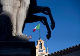 Governo, terzo giorno di consultazioni. M5S: 'La strada è con Conte e senza Renzi'