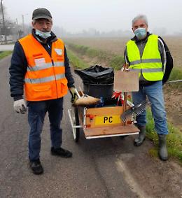 Ecco i 'puliziotti': gli eco-pensionati danno il buon esempio