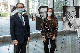 8 Marzo, Fontana e Giusy Versace presentano «I muri del silenzio»