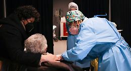 Vaccini over 80, Cremona al top in Lombardia