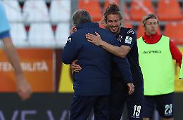 La Cremonese batte l'Entella: eurogol di Castagnetti