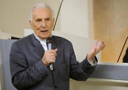 Garattini, medico non vaccinato deve fare un altro mestiere