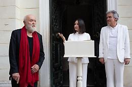 Quella scala che punta al cielo.... Festeggiare Dante nella chiamata pubblica del teatro che fa comunità