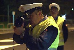 Controlli stradali, due automobilisti in fuga e 12 multe per velocità