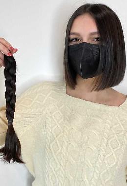 «Dono i capelli a chi lotta contro la malattia»