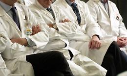 Stop ai medici e infermieri 'gettonisti', la Regione abolisce l'esternalizzazione dei servizi