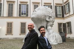 La BMW iX3 incontra l'arte di Valerio Berruti