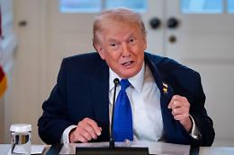 Iran, Trump ai manifestanti "Prendete le istituzioni, l'aiuto &egrave; in arrivo"