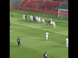 VIDEO Cremonese, il gol di tacco di Caracciolo arriva a 600mila visualizzazioni sui social