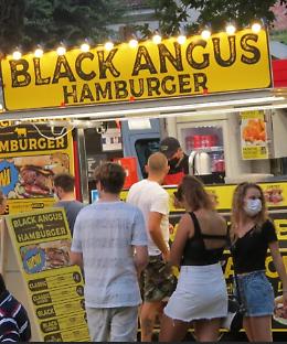 Arriva lo Street Food: la carovana in piazza