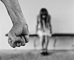 Botte e minacce alla moglie incinta: condannato il bruto