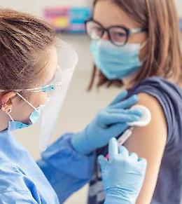 Pfizer agli adolescenti, Cavalli: «Sì e in fretta»