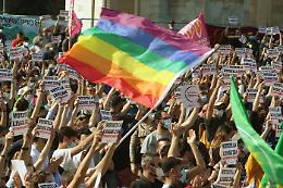 Coppia gay aggredita a Palermo da una baby gang